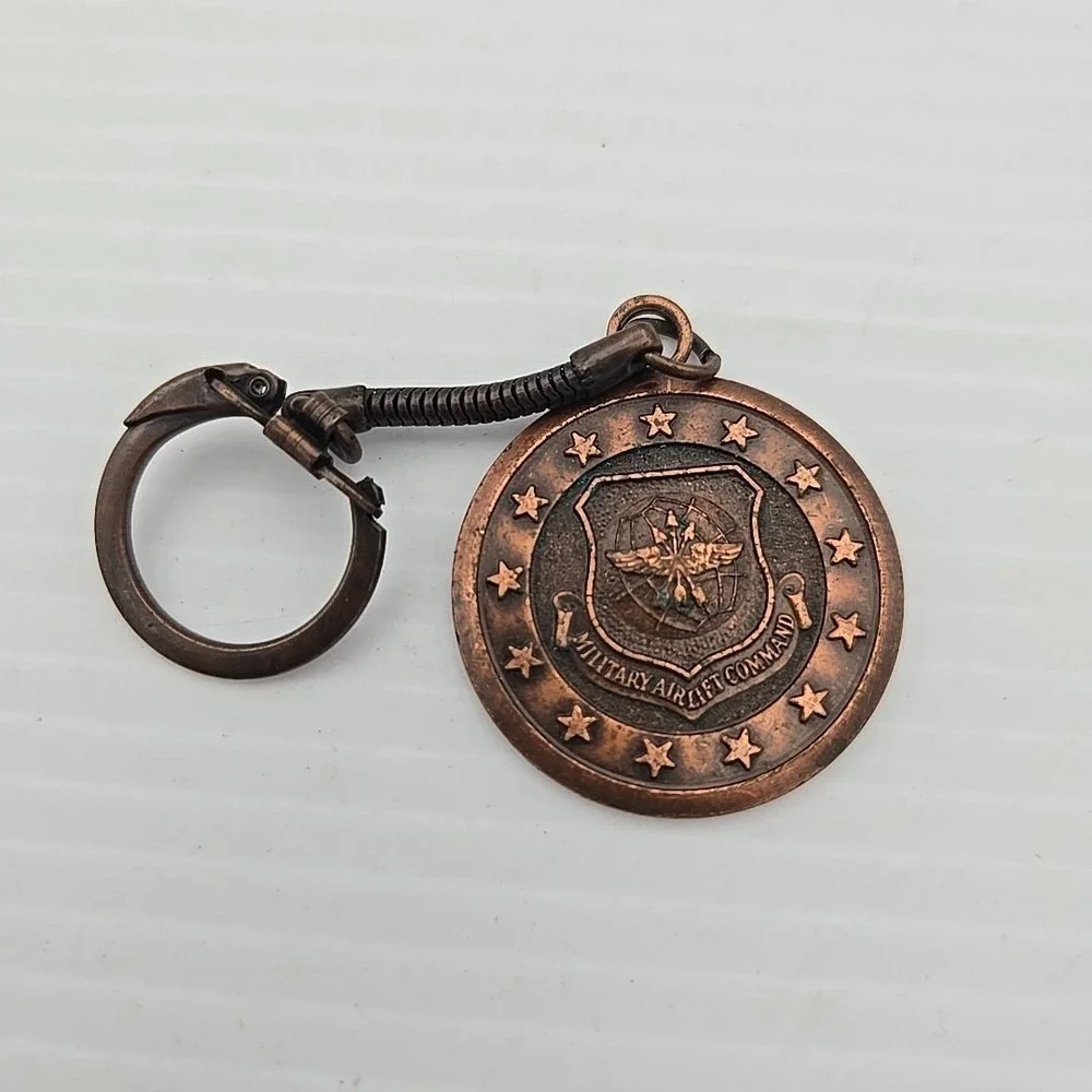 Military‎ Airlift Comand Keychain Vintage